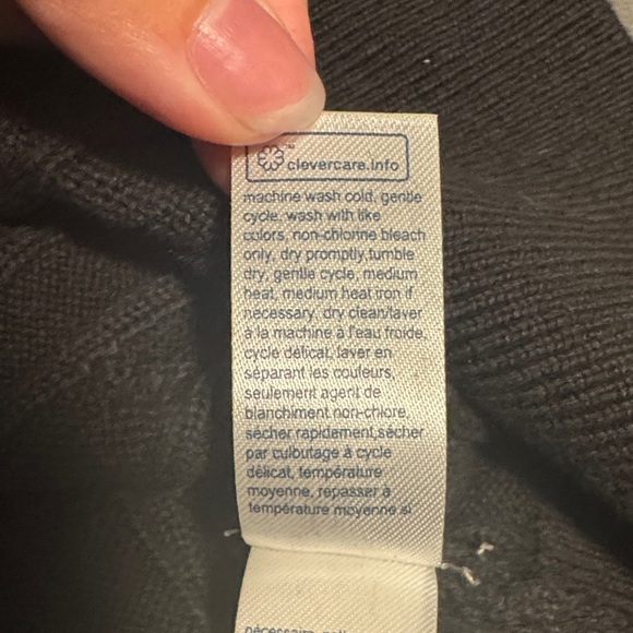 Tommy Hilfiger Men's Black Ribbed Crewneck Sweater - Picture 4 of 5